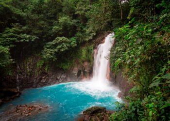 An Ultimate Guide to Bachelor Parties in Costa Rica