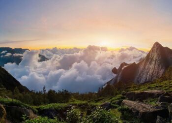 Offto’s Ultimate Adventure Guide: Explore Offbeat Trekking Routes in India